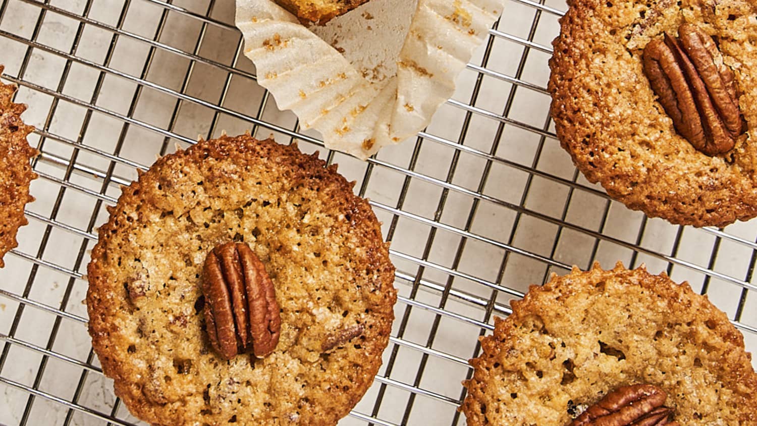 洋書 BAKING: Breads, Muffins, Cakes, Pies, Product Detail Page | Cub
